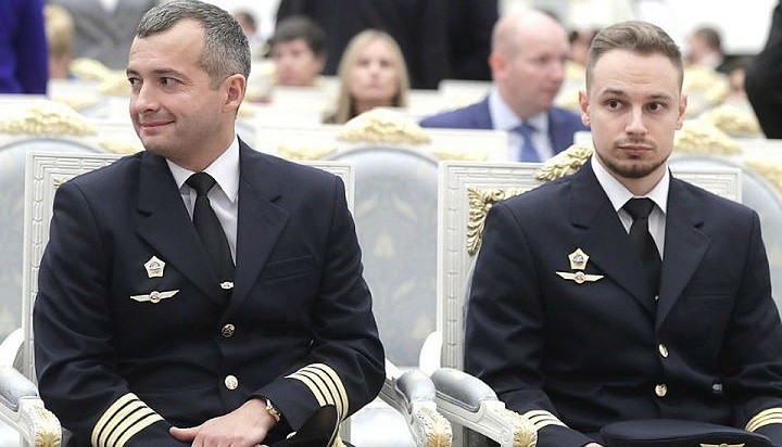 Пилоты — Герои России получили сегодня свои награды в Кремле