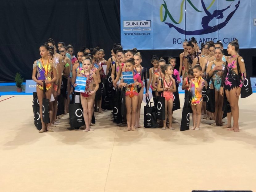 Гимнастки ДНР завоевали золотые медали на соревнованиях в Португалии