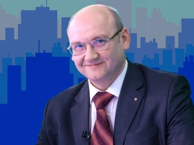 От родины ждут не денег, а паспортов. По статистике МВД, все больше соотечественников получают гражданство РФ