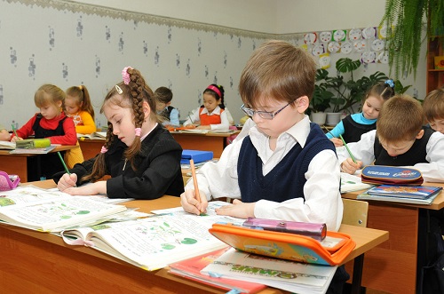 За рубежом работает 31 тысяча русских школ. На русском обучают и в Канаде