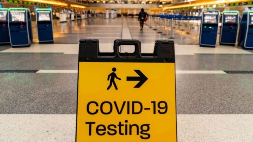 Канада начнет требовать от авиапассажиров отрицательный тест на COVID-19