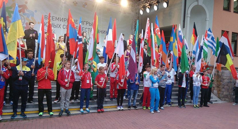Сергей Лавров поздравил участников Всемирных игр соотечественников